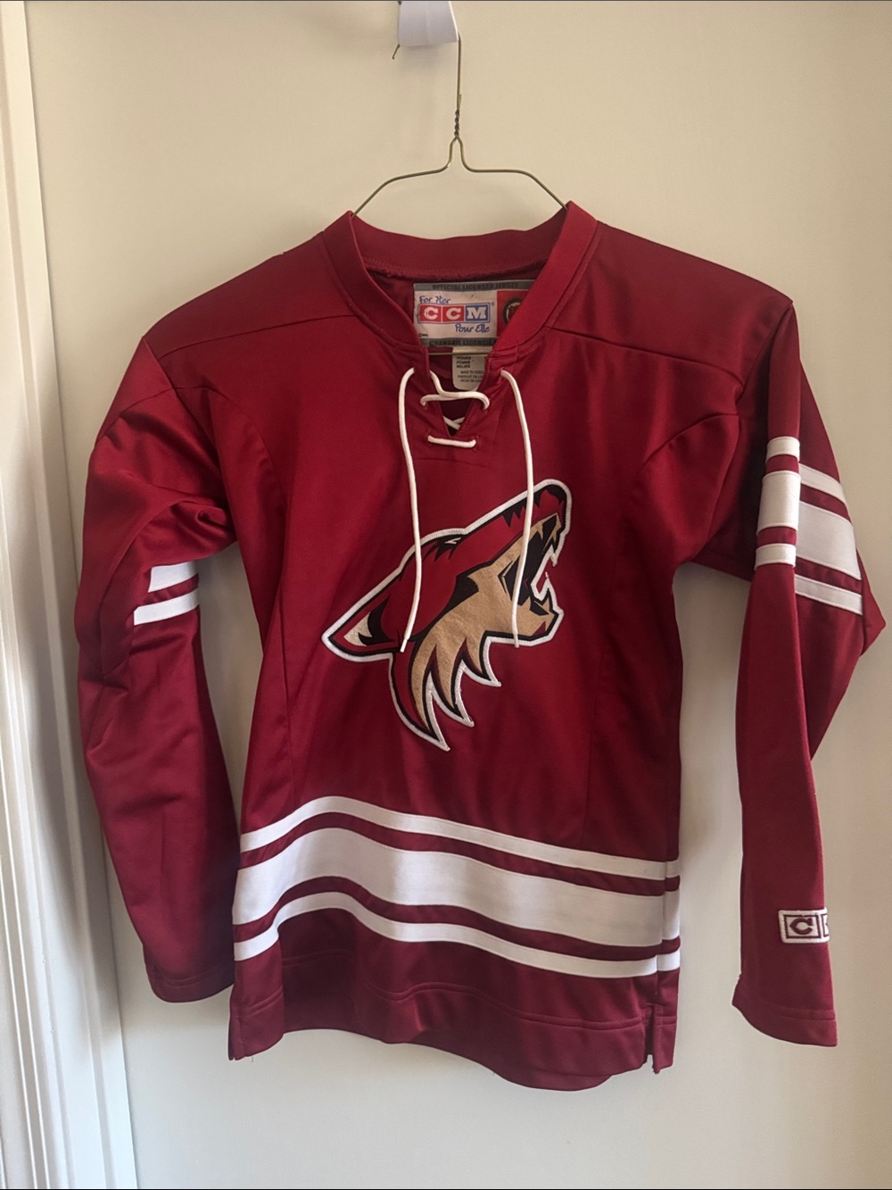 CCM Maroon Arizona Coyote Kids Hockey Jersey with White Stripe
